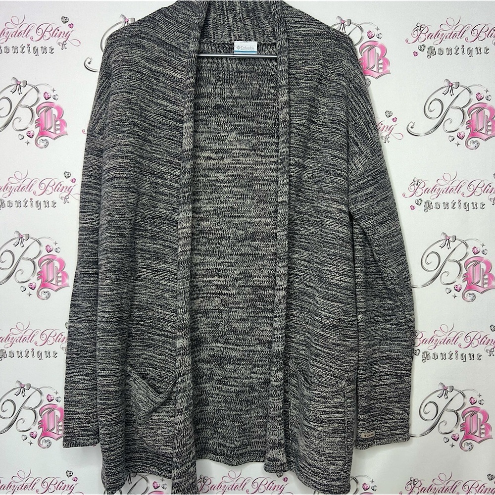 Columbia cardigan knitted heathered grey flowy with pockets warm cozy